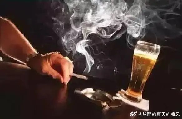 独特烟酒嗓，魅力表达的新风尚